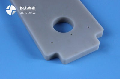 加工氮化鋁陶瓷要用到哪些設(shè)備 加工氮化鋁陶瓷要用到哪些設(shè)備