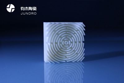 氧化鋯陶瓷和氧化鋁陶瓷材質優勢對比 氧化鋯陶瓷和氧化鋁陶瓷材質優勢對比